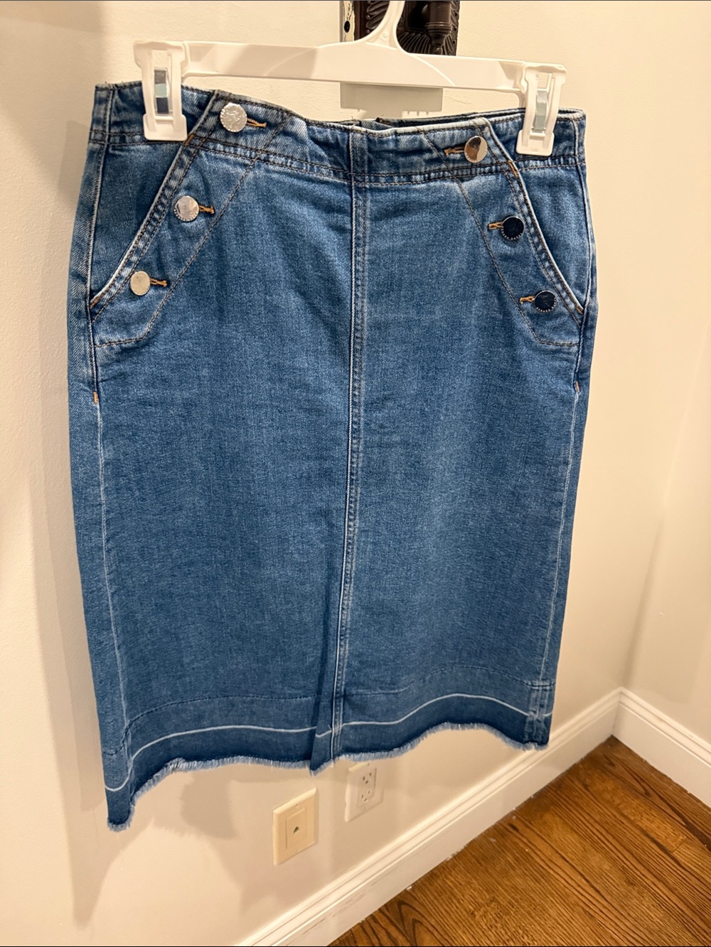 Blue Denim Button-Accent Pencil Skirt